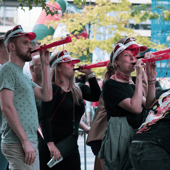 People with Dynamic trumpets