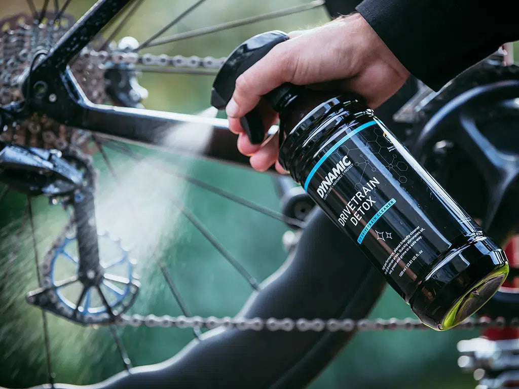 Cleaning bike chain and gears sale